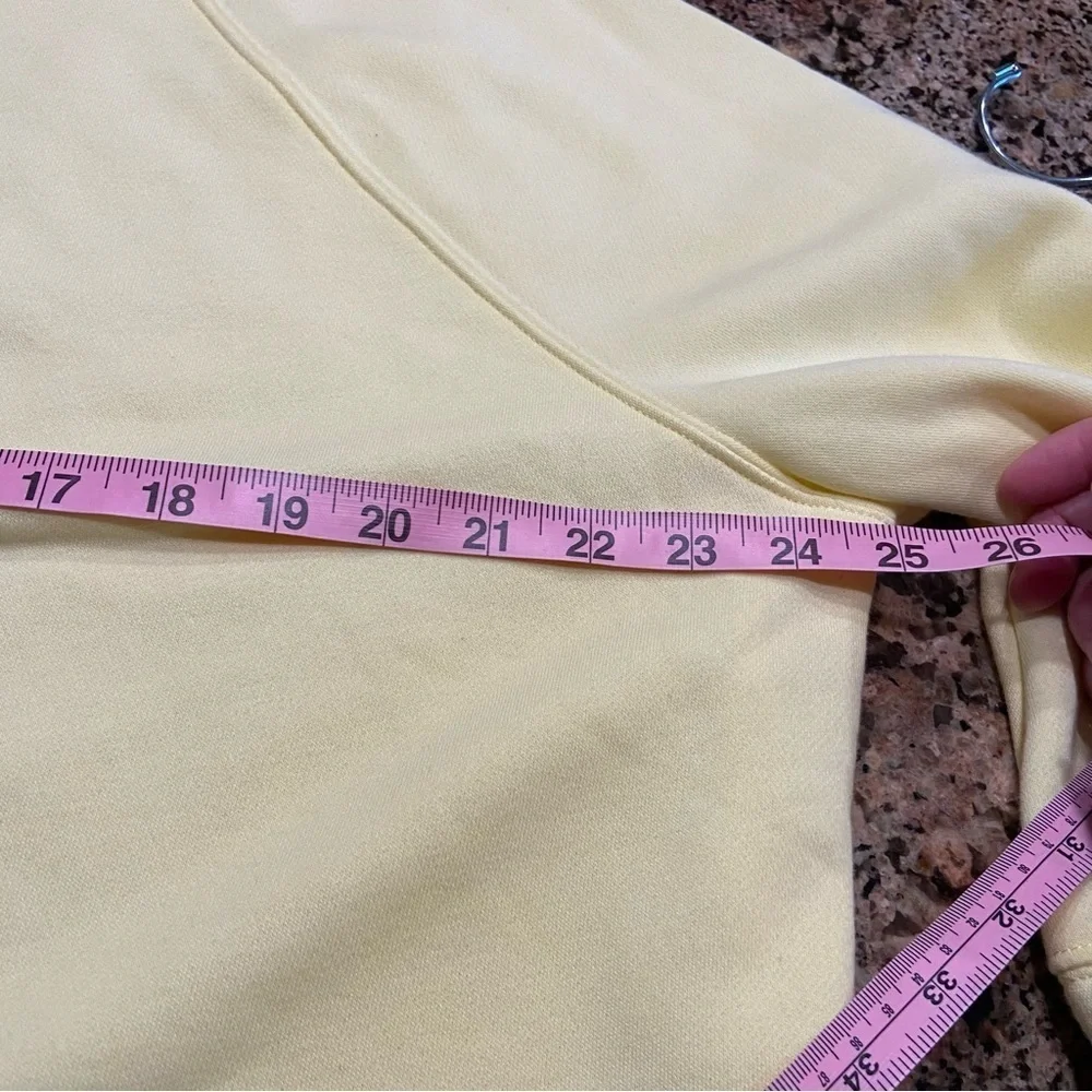 Old Navy Volume Sleeve Yellow Sweatshirt Size L - Picture 6 of 9